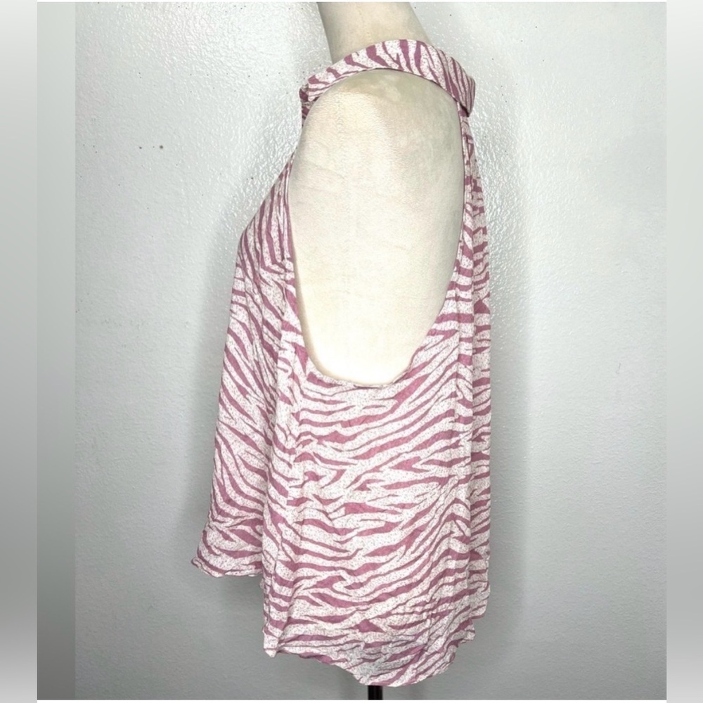 FREE PEOPLE Zebra Stripe Button Down Tank Pink White Blouse Size Medium
NWT - Picture 3 of 9